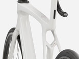Trek Madone SL 5 Gen 8 Era White Preview_6a6dbb2dafec6446fd012742_madonesl5-27-57653-c-alt3_result